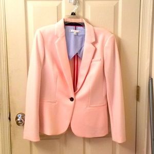 Pink cotton blazer.